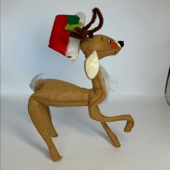 Annalee Reindeer with Red Santa Hat - Picture 6 of 9